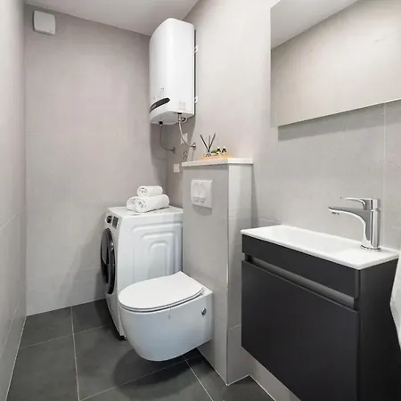 Appartement Luxury Levante 2 *