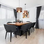 Apartment Luxury Levante 2