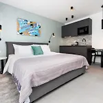 Luxury Levante 2 Apartment