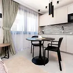 Apartment Luxury Levante 2 *