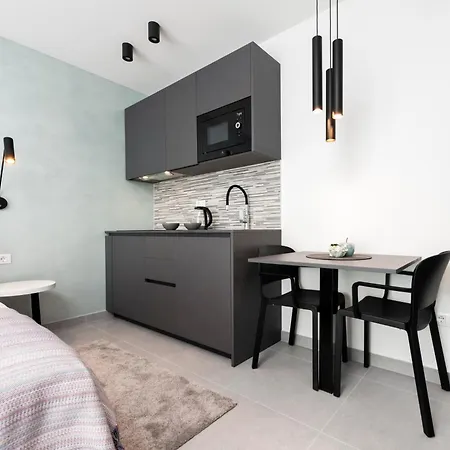 Luxury Levante 2 *