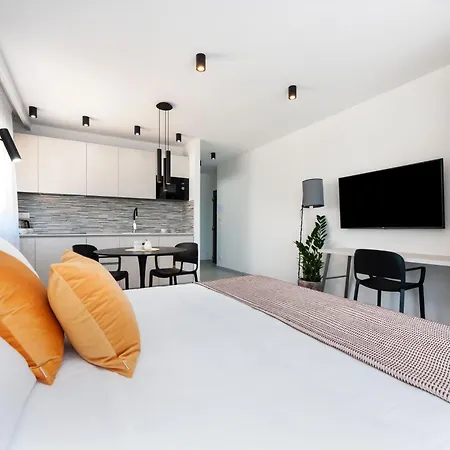 Luxury Levante 2 Apartment *