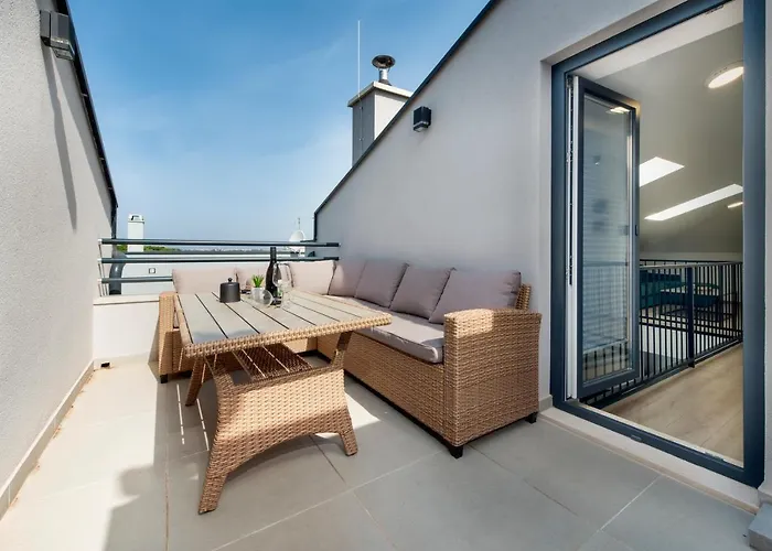 Luxury Levante 2 *