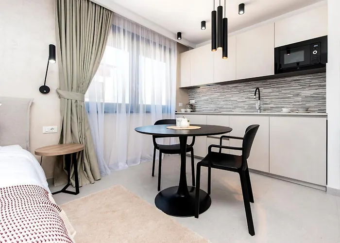 Διαμέρισμα Luxury Levante 2 *